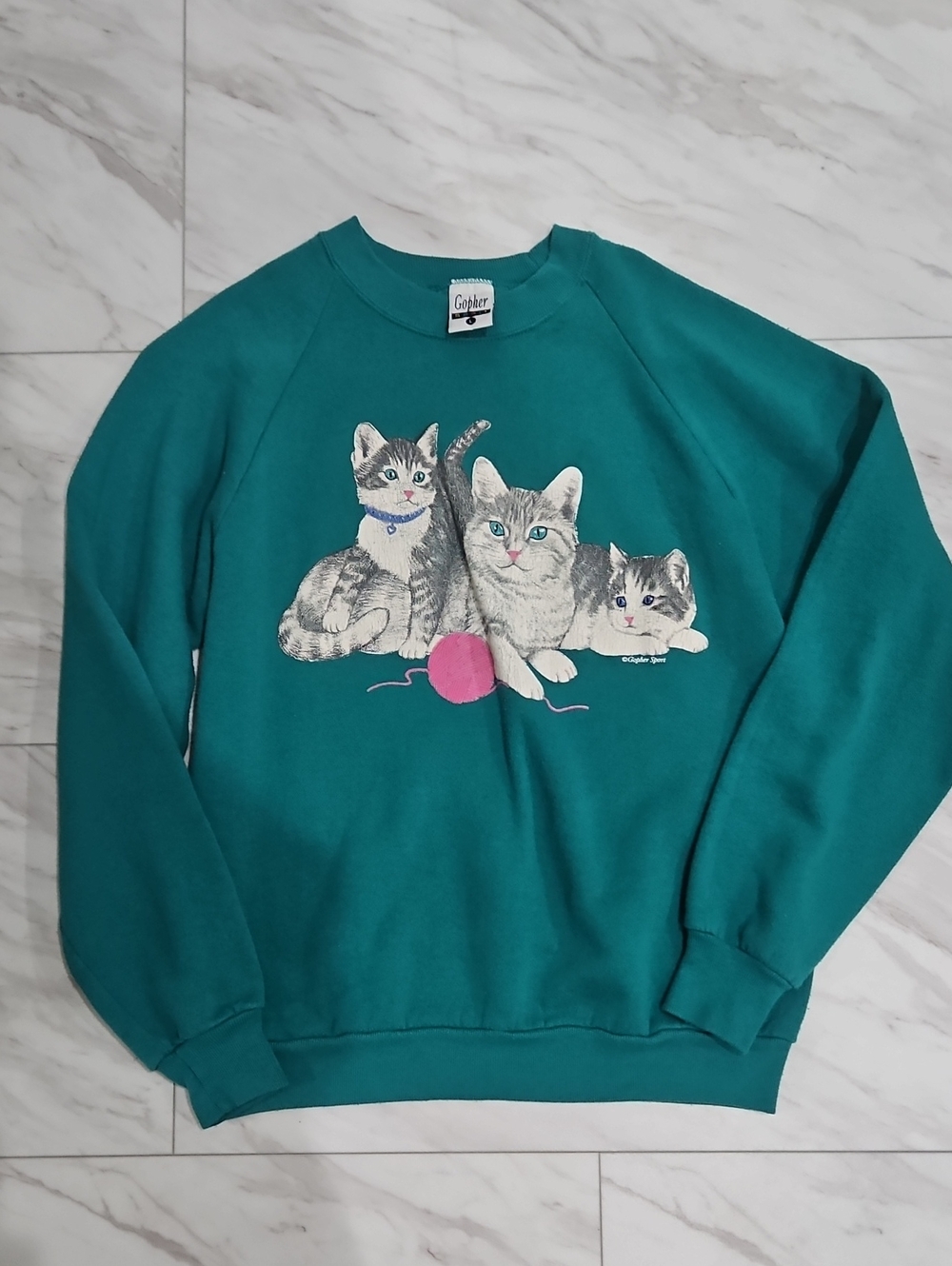 Vintage Cat Graphic Sweatshirt